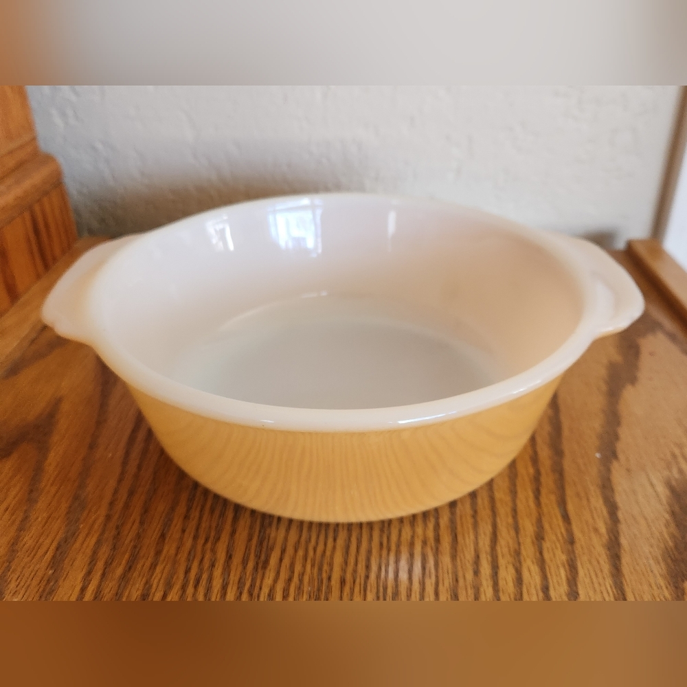 VINTAGE FIRE KING ANCHOR HOCKING LUSTERWARE 1.5-QUART BOWL